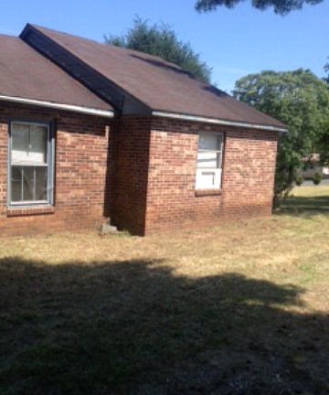 4th image of 1010 Nuway Cir