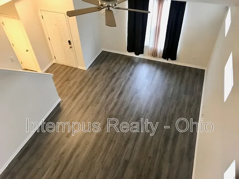 2844 Hillstone St — Photo 42