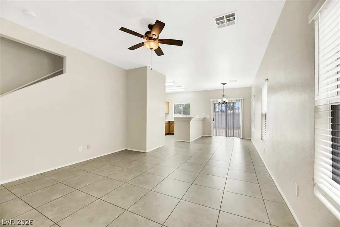2 bed, 2.5 bath, 1170 sqft, $1,625 — Photo 2