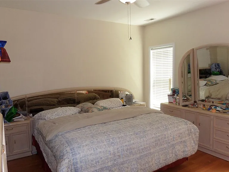 2033 Winston Diamond Ct — Photo 11