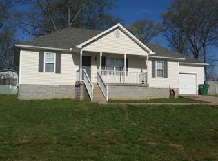 1406 Tuffnell Dr, La Vergne, TN 37086