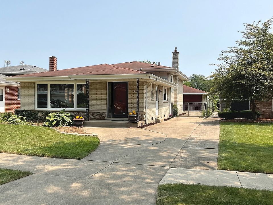 1st image of 9025 S Francisco Ave