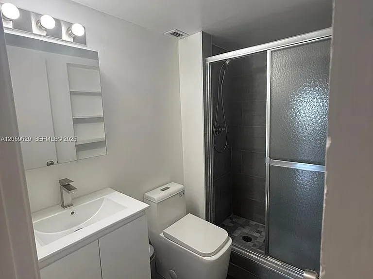 1351 NE Miami Gardens Dr #1113E — Photo 9