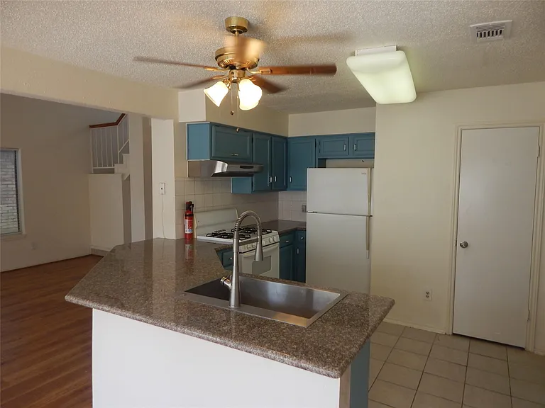 8623 Beechcrest St — Photo 19