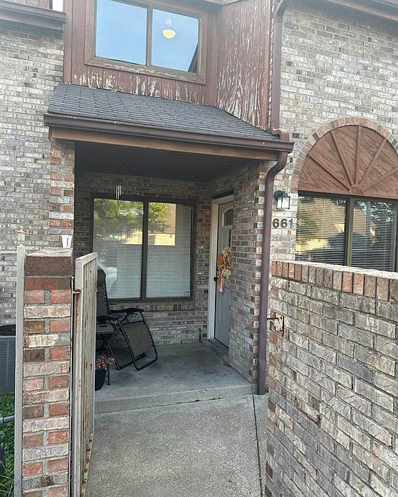 1st image of 661 Chuck Gray Ct