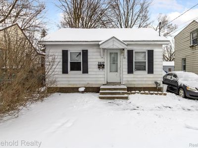 3517 Brown St, Flint, MI, 48503
