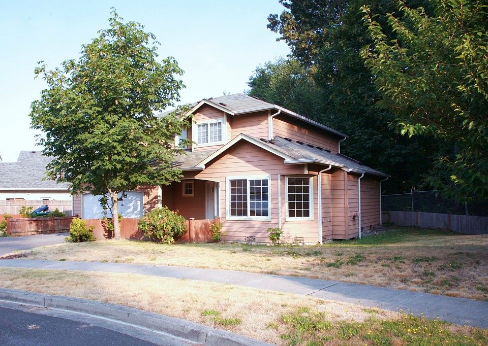 1st image of 1221 175th St SW