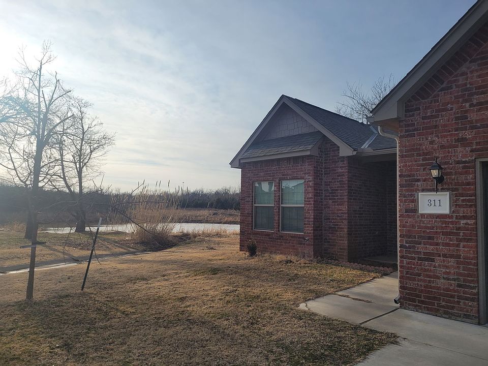 Heritage Park Homes III - 295 Thomas Blvd McLoud, OK | Zillow