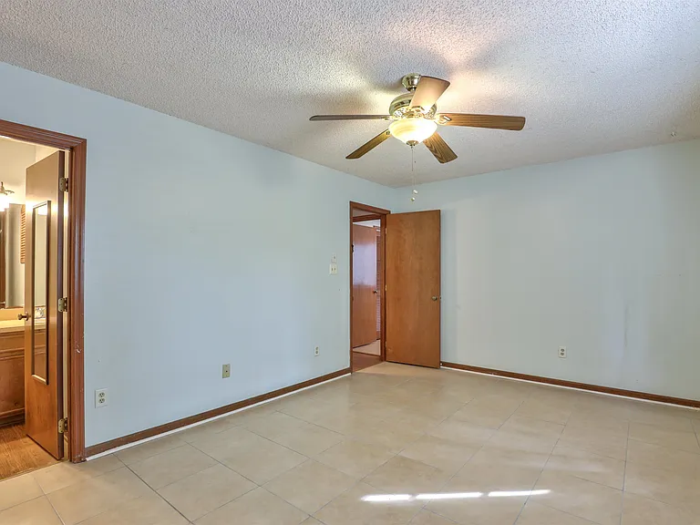 1609 Willow Bend Way #A — Photo 28