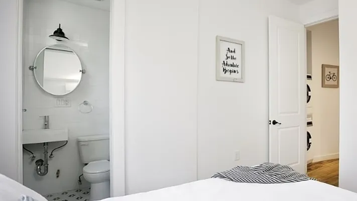 Rented by Nooklyn NYC LLC | media 57