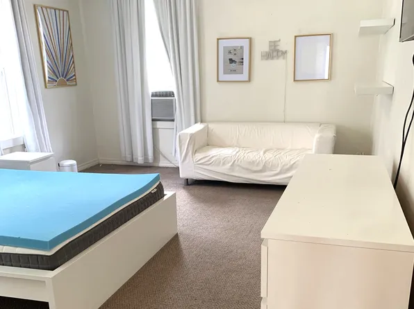 7100 Zimpel St APT B, New Orleans, LA 70118