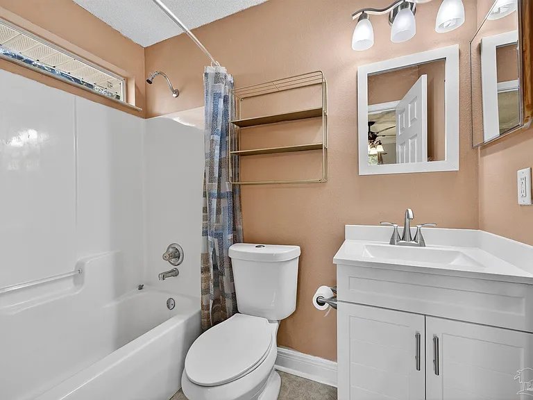 7117 Dale St — Photo 12