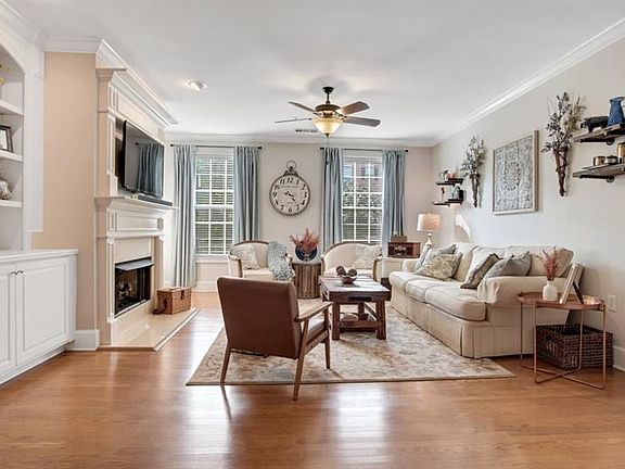 5th image of 4955 Ivy Ridge Dr SE Unit 304