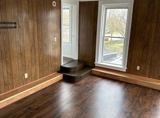310 E Washington St #3, Morris, IL 60450