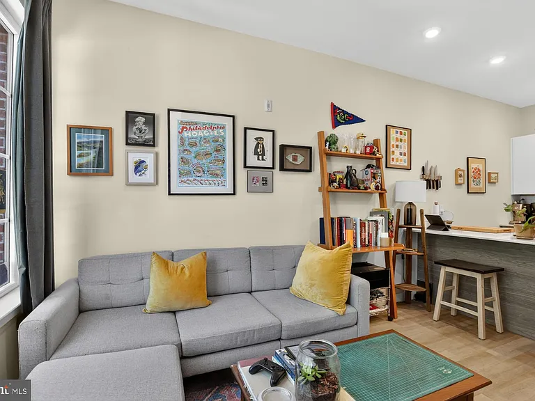 1701 S 4th St #203 — Photo 8