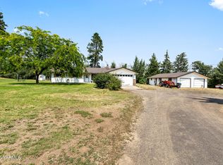 3361 Rosenkranz Rd, Tieton, WA 98947