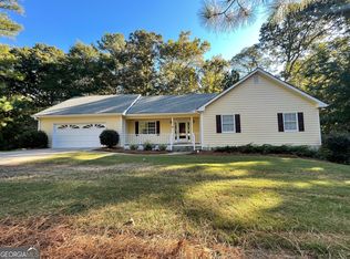 1635 Greystone Ln, Loganville, GA 30052