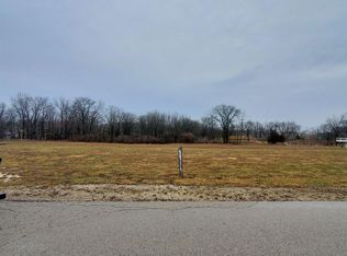 10 Sonny Dr, Washington, IL 61571