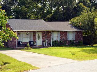 124 Underbrush Ct, Moncks Corner, SC 29461