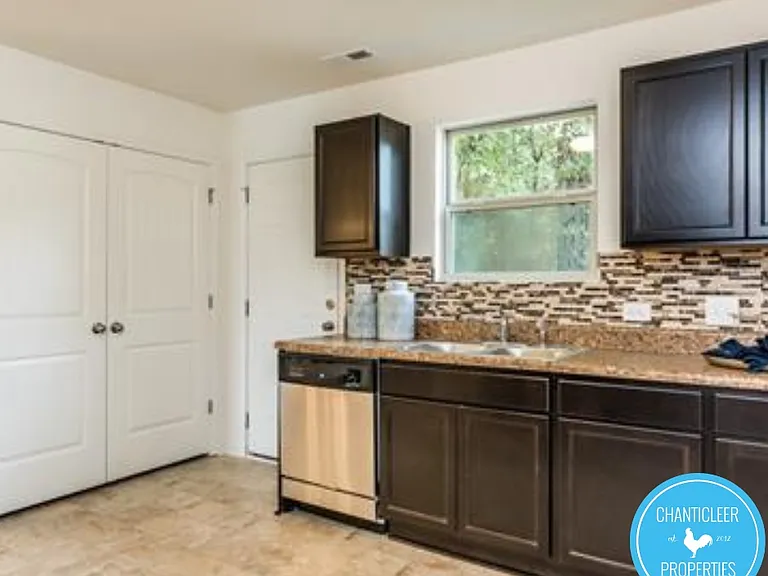 3536 Midway Island Ct — Photo 7