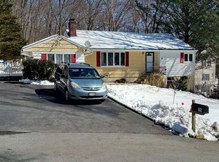 29 Taylor Ave, Cortlandt Manor, NY 10567