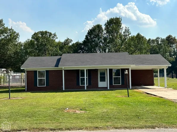 2006 Stowe Rd, Newport, AR 72112