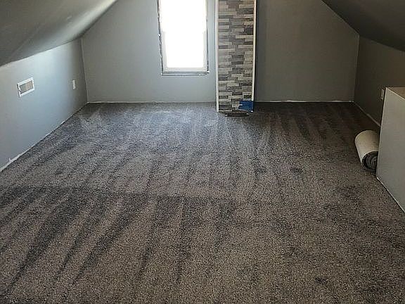 3rd image of 128 Waverly Pl