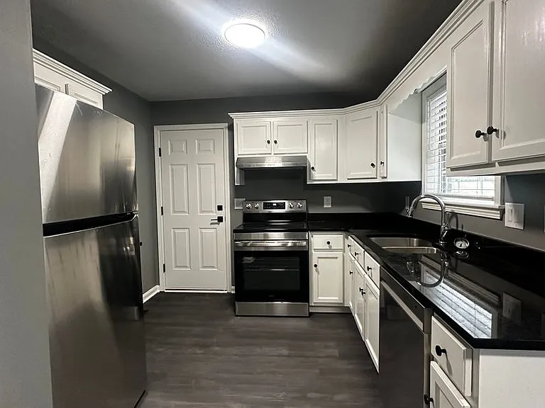 931 Meadowlark Dr — Photo 10