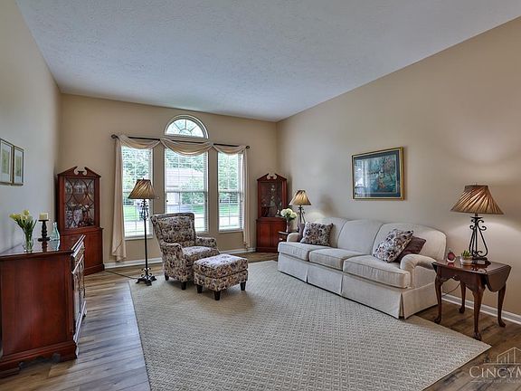 4th image of 6079 Chamblee Dr