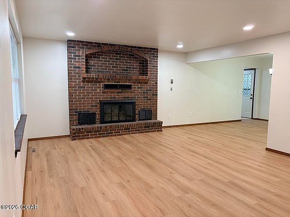 2nd image of 16745 Indian Rd