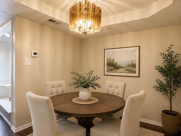 4th image of 4304 Hulen Cir E