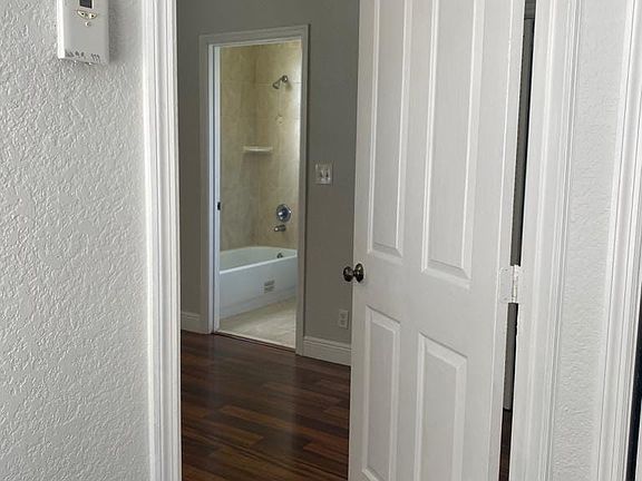 4th image of 1310 SW 44th Ter #1306