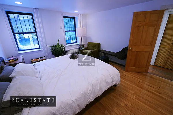 Rented by ZealEstate Group Inc | media 13