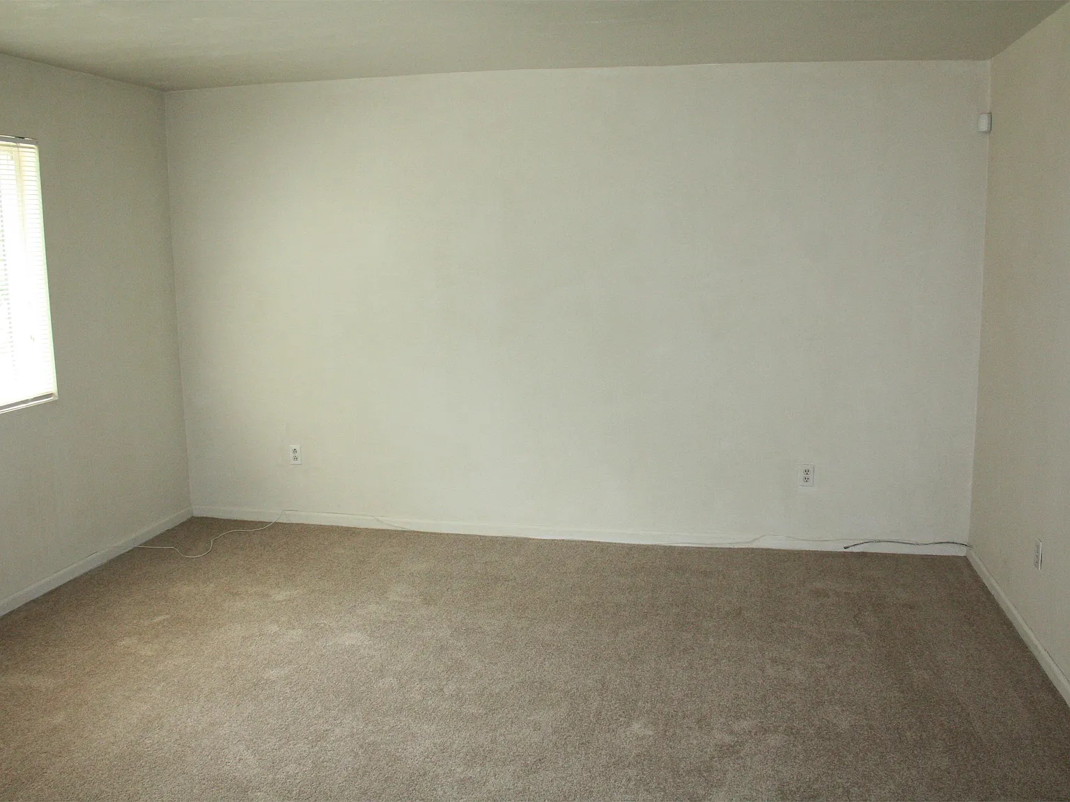 337-347 East Augusta Ave., Vinton, VA 24179 — Photo 1