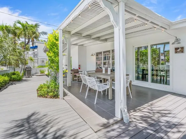 109 14th Ave, St Pete Beach, FL 33706