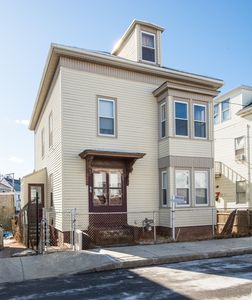 56 Warner St, Gloucester, MA, 01930