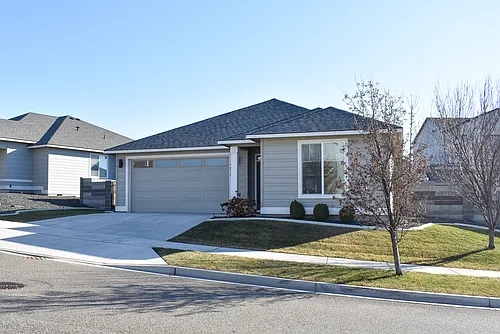 4879 Smitty Dr Photo 1