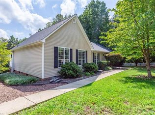 7510 Strawberry Rd, Summerfield, NC 27358