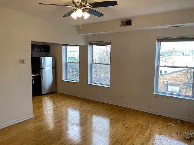 1555 N Mohawk St #2A — Photo 11