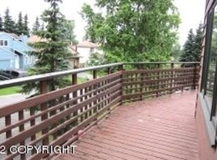 2031 Sturbridge Cir, Anchorage, AK 99507