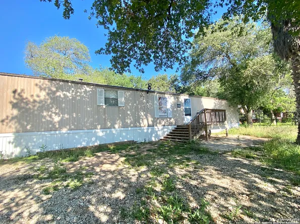 23039 HILLTOP PEAKS, Elmendorf, TX 78112
