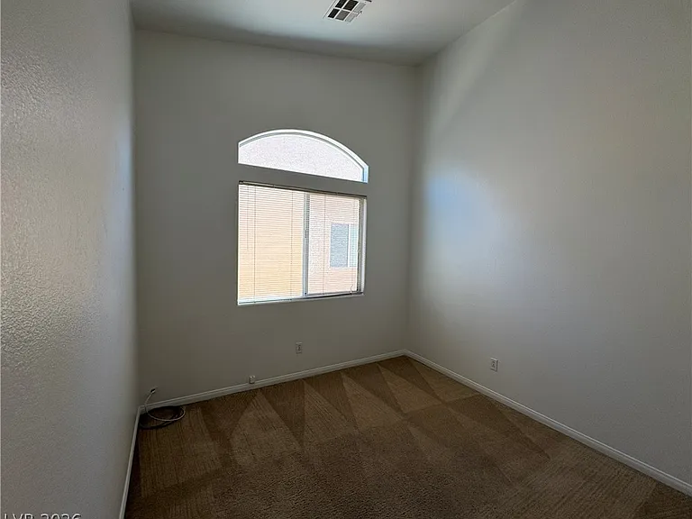 3377 Glacial Lake St — Photo 6