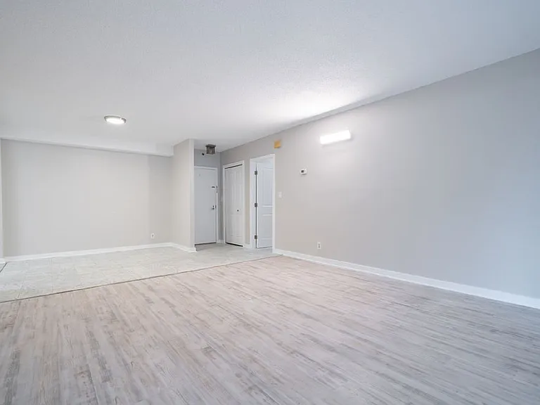 5505 Seminary Rd #103N — Photo 28