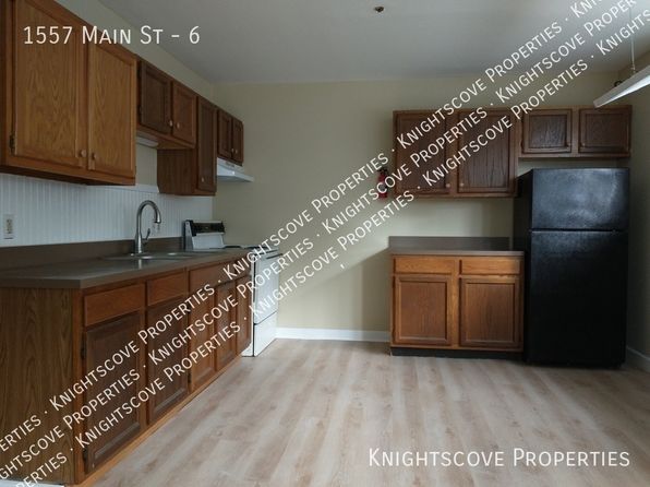 1557 Main St #6