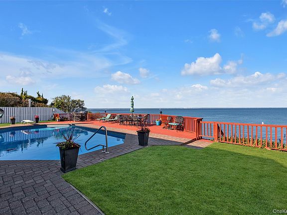 5th image of 43 Oak Point Drive N