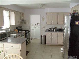 4th image of 235 Meredith Ln