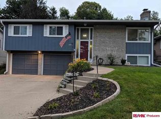 11348 Gold St, Omaha, NE 68144