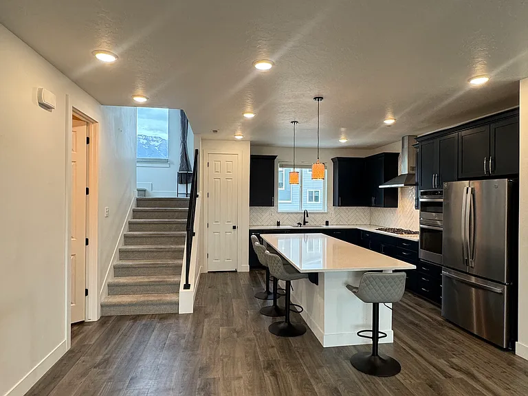 404 S 610 E — Photo 22