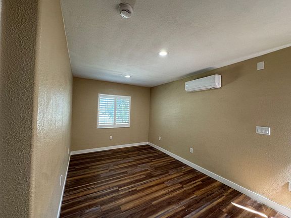 5th image of 2315 Mon Chere Ln #A