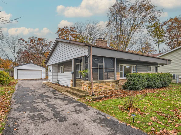 1029 Adams Ave, Winthrop Harbor, IL 60096